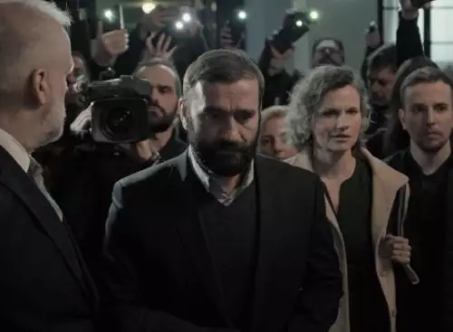 Father_134254006039801040_big-cine_deskt.webp
